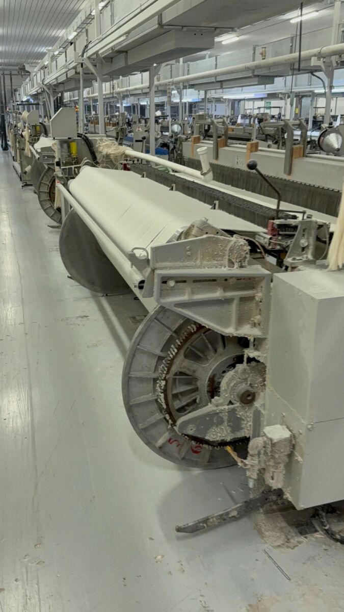 Toyota T810 Image